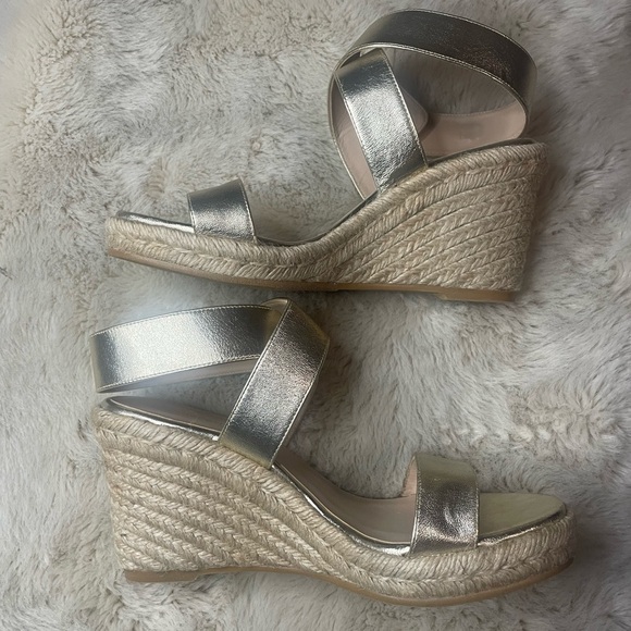 Stuart Weitzman Lexia Gold Wedge - Picture 2 of 5